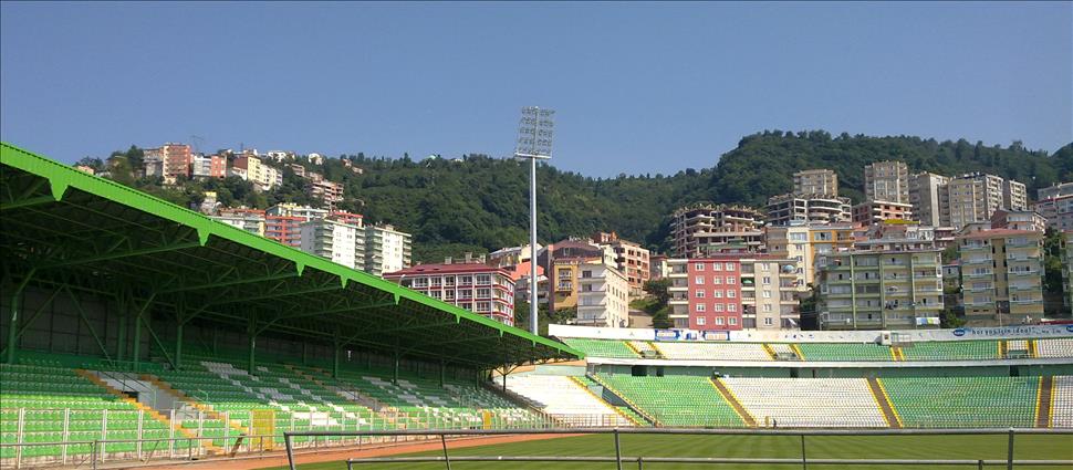 Asansör Mekanizmalı Stadyum Aydınlatma Direkleri